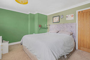 Bedroom- click for photo gallery
